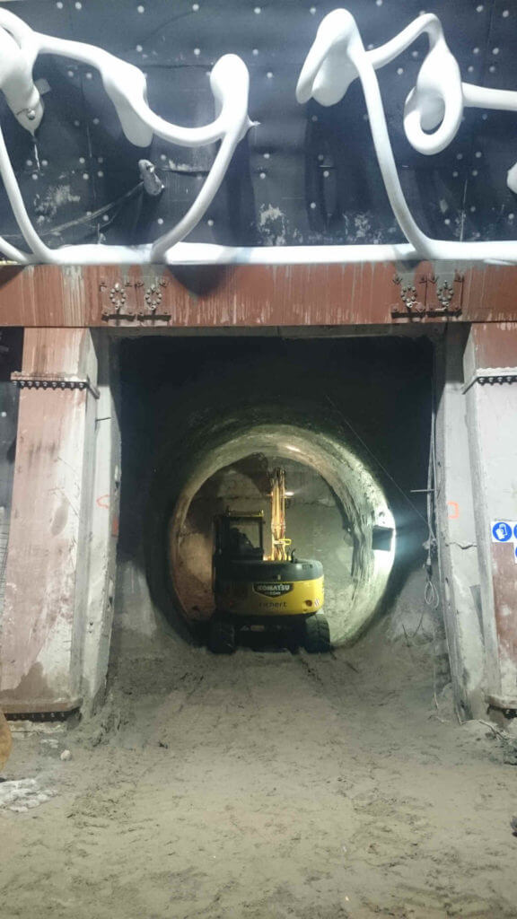 tunel1-576x1024