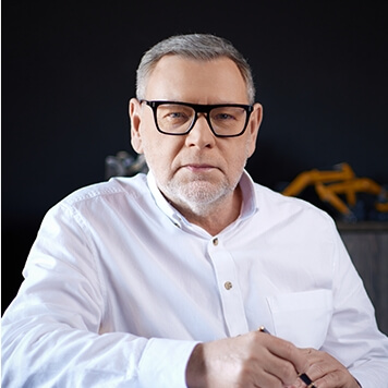 Andrzej Klimiuk- Dyrektor finansowy (CFO)